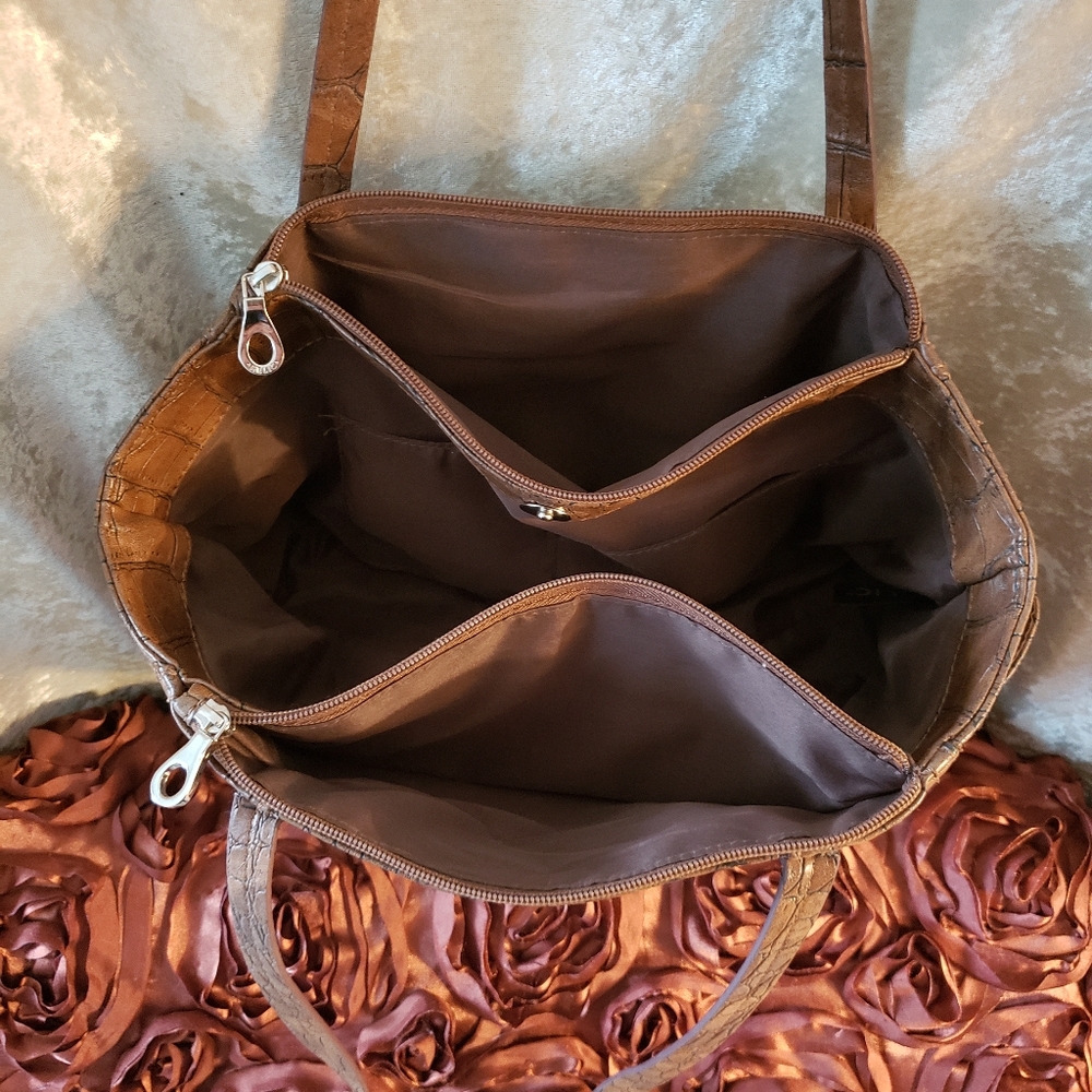 Relic handbag - Picture 6 of 8